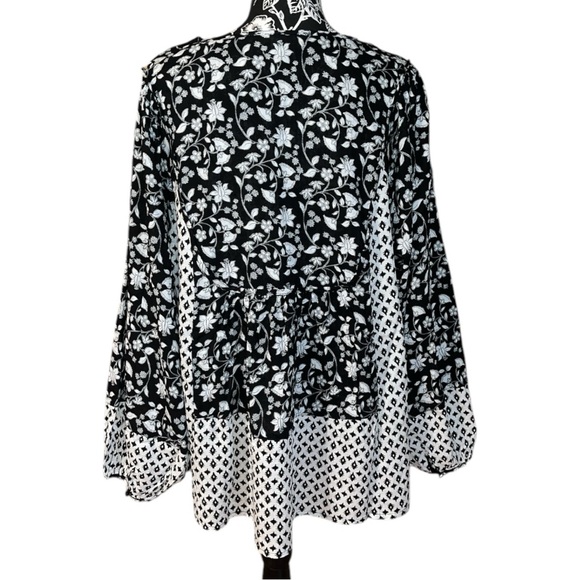 Stella & Ginger Floral Peasant Blouse - Picture 1 of 11